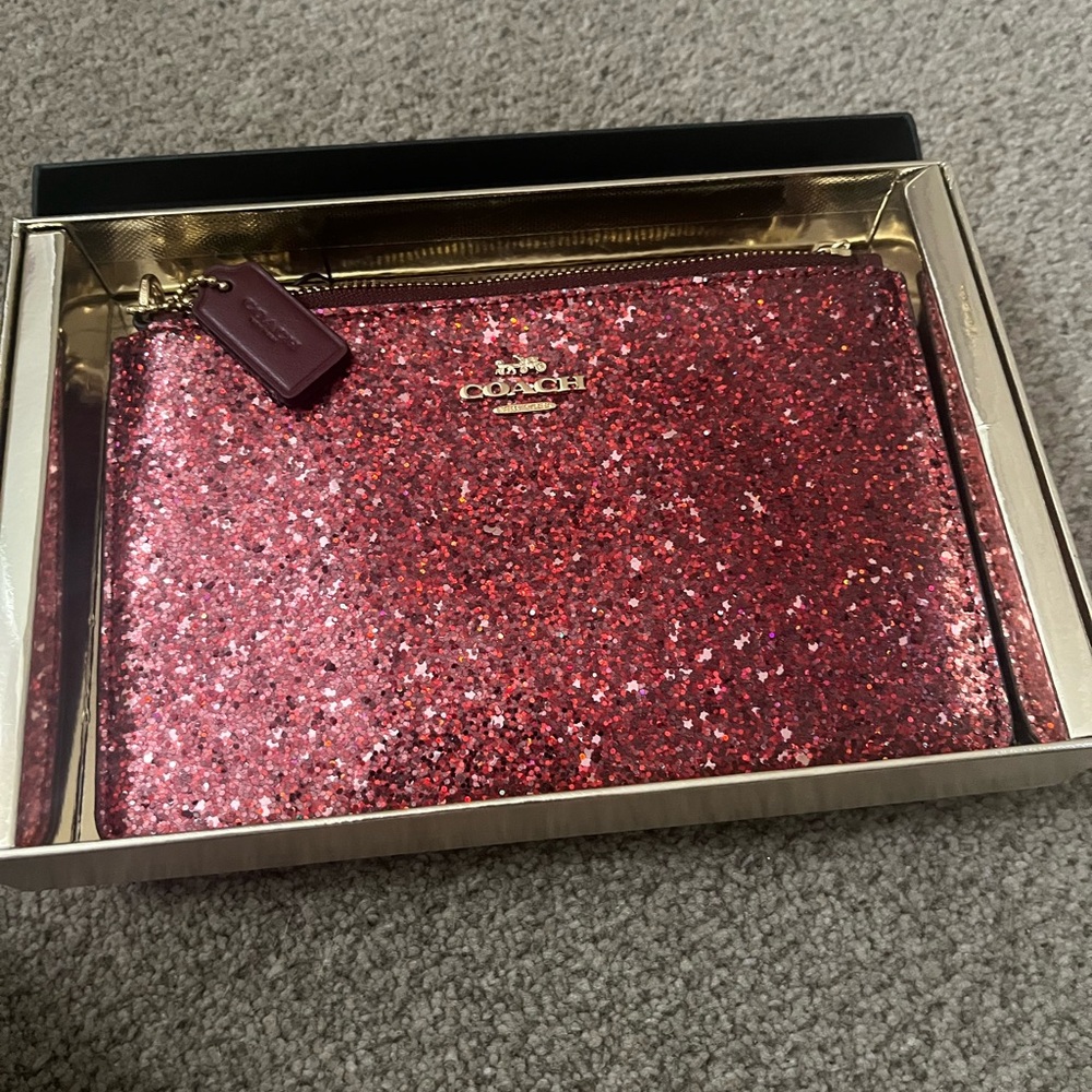 Coach Clutch/sparkly red